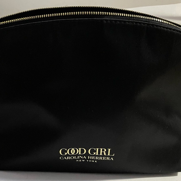Carolina Herrera NY GOOD GIRL Black Gold Bag Limited Edition Cosmetics Makeup - Picture 6 of 8
